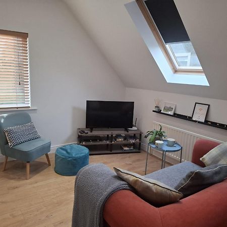 The Loft At 522 Apartment Woodburn  ภายนอก รูปภาพ
